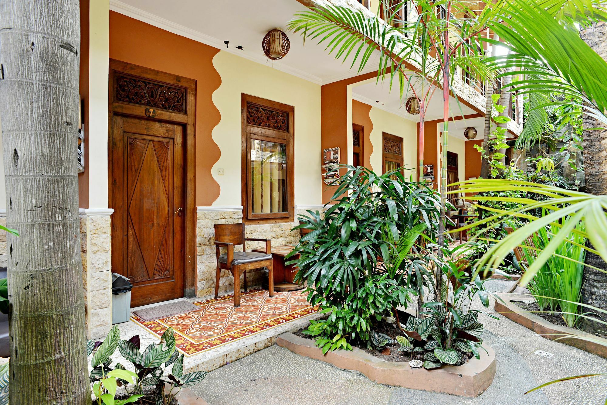 Zen Rooms Malioboro Sosrowijayan Wetan Yogyakarta Exterior photo
