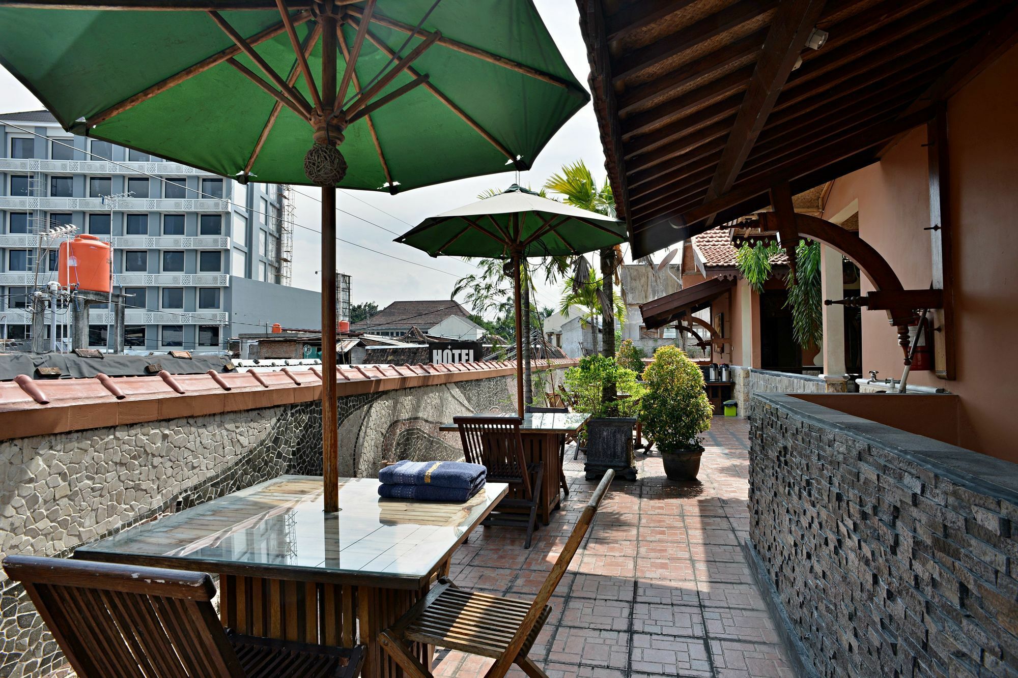 Zen Rooms Malioboro Sosrowijayan Wetan Yogyakarta Exterior photo